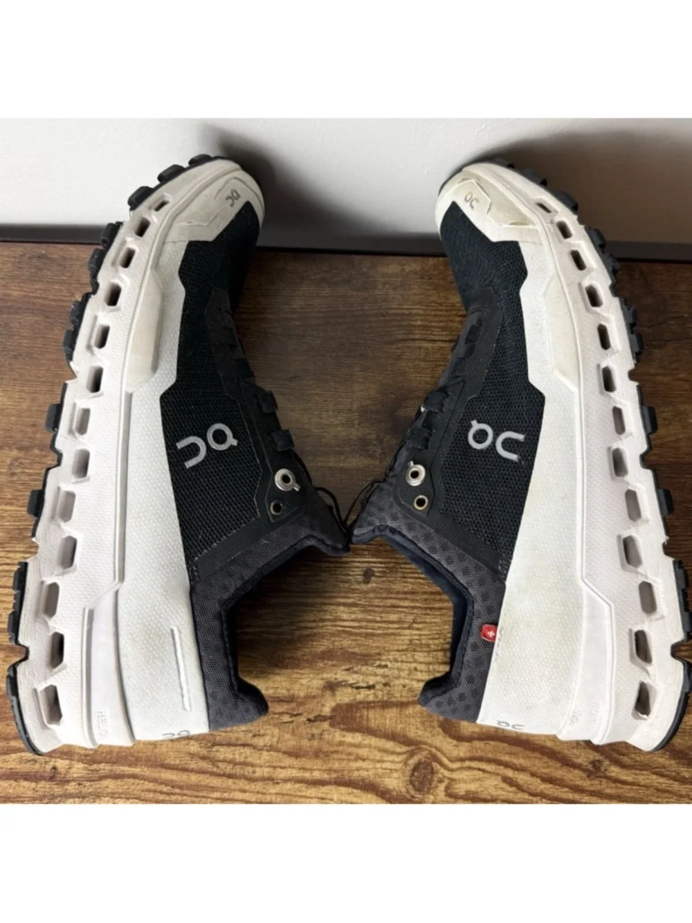 On Cloudultra 2 All Terrain Running Shoes Women's Size 7.5 Black White Helion - Picture 9 of 11